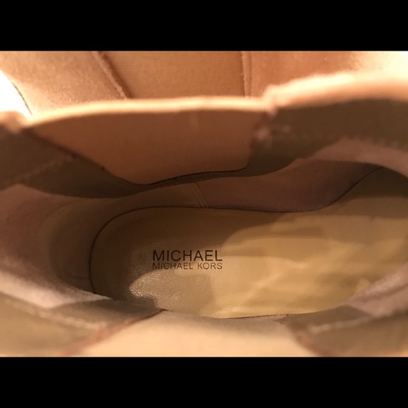 MK bootees - Picture 2 of 5